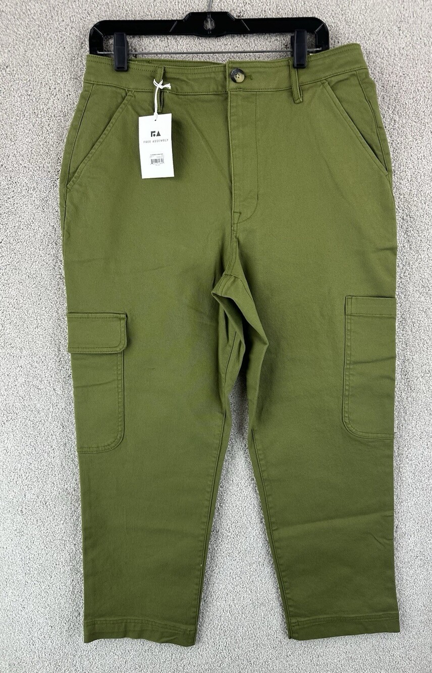 Free Assembly Olive Carpenter Pants Women’s 12 Cargo Pants NWT